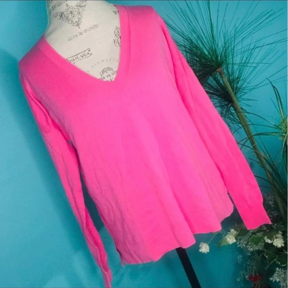 J. Crew Tops - J. Crew Small Pink V- Neck Sweater Shirt Lightweight Long Sleeve